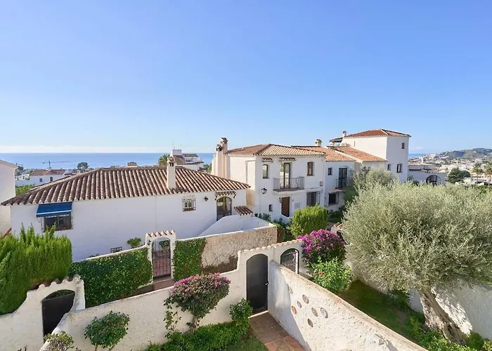 Casa Marazul Capistrano Holiday home *